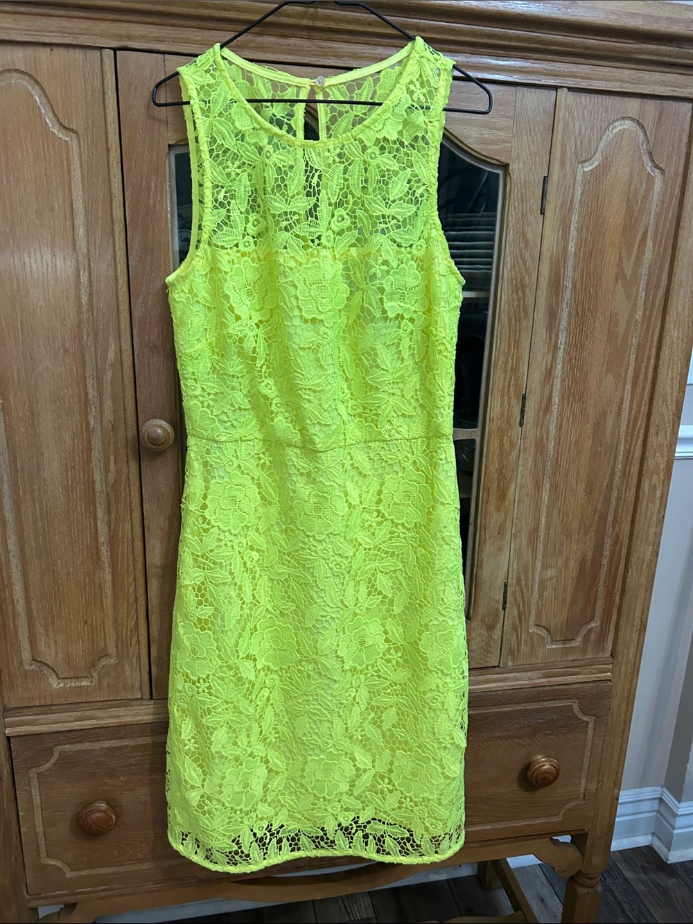 Label inside bright neon garment